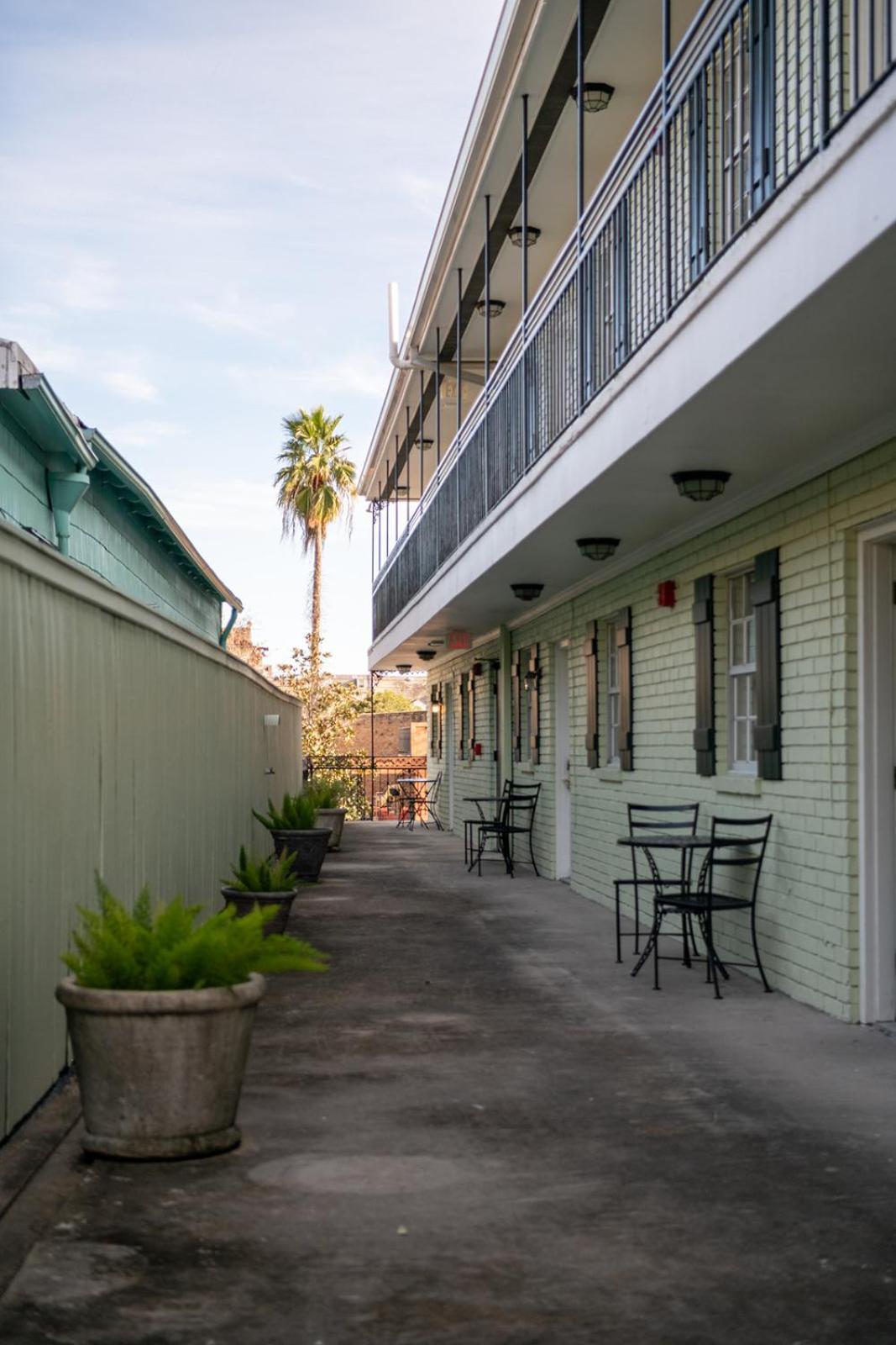 French Quarter Suites Hotel New Orleans Exterior foto