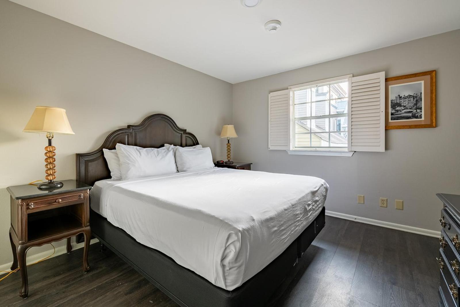 French Quarter Suites Hotel New Orleans Exterior foto