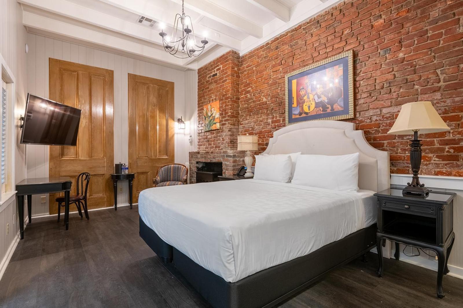 French Quarter Suites Hotel New Orleans Exterior foto