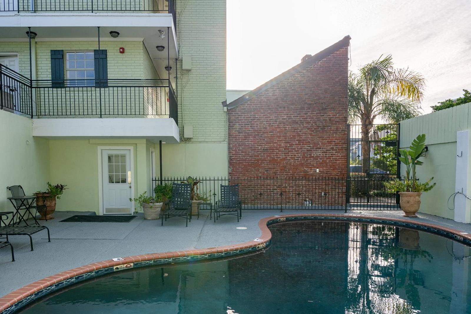 French Quarter Suites Hotel New Orleans Exterior foto