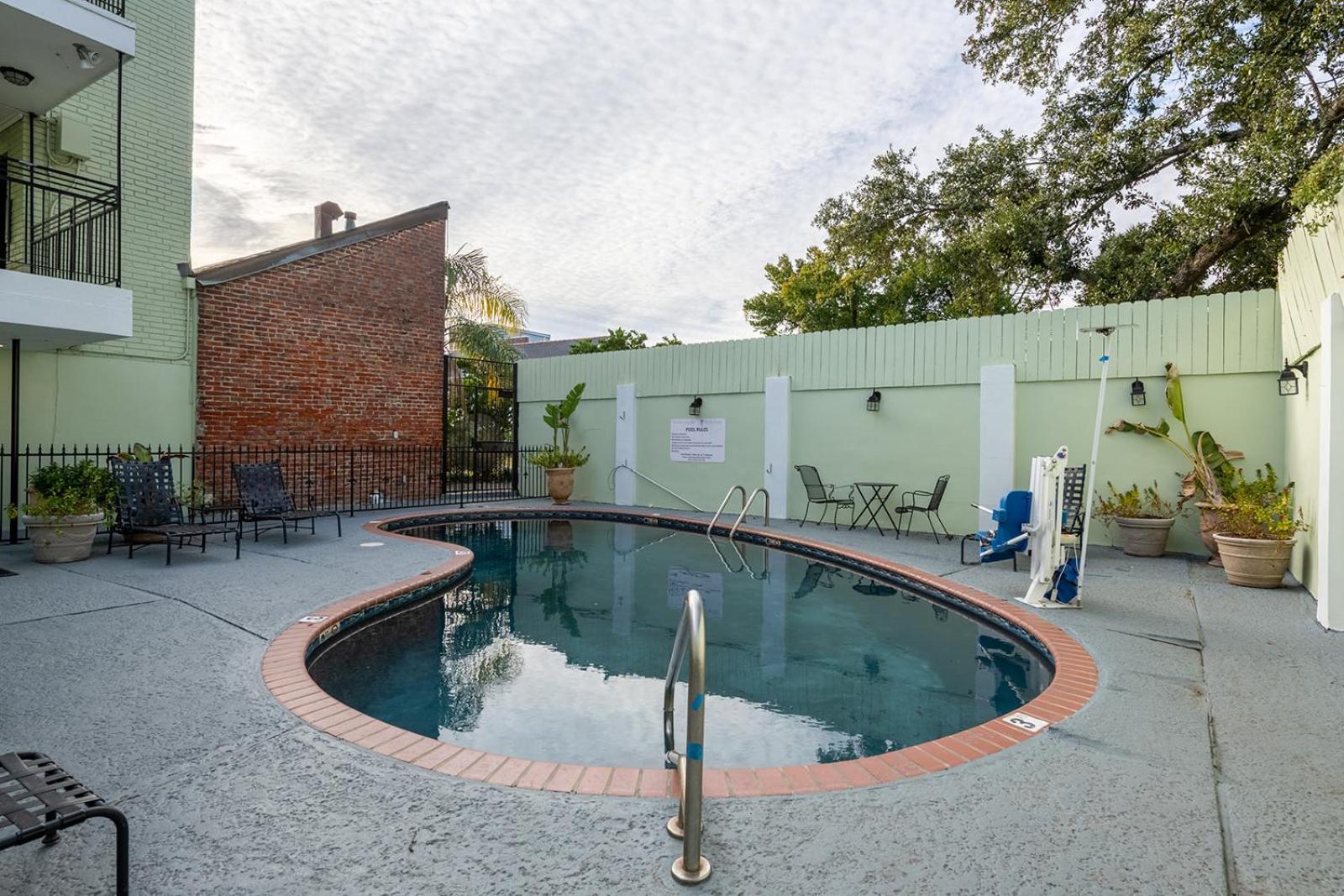 French Quarter Suites Hotel New Orleans Exterior foto