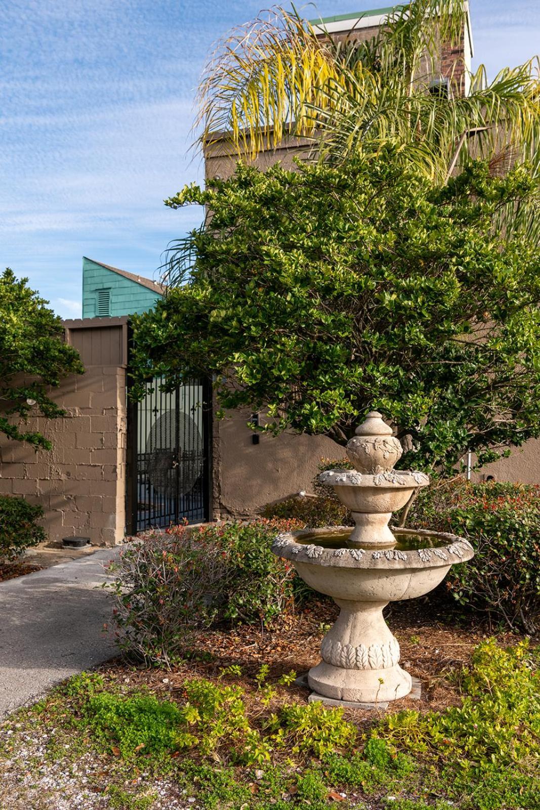 French Quarter Suites Hotel New Orleans Exterior foto