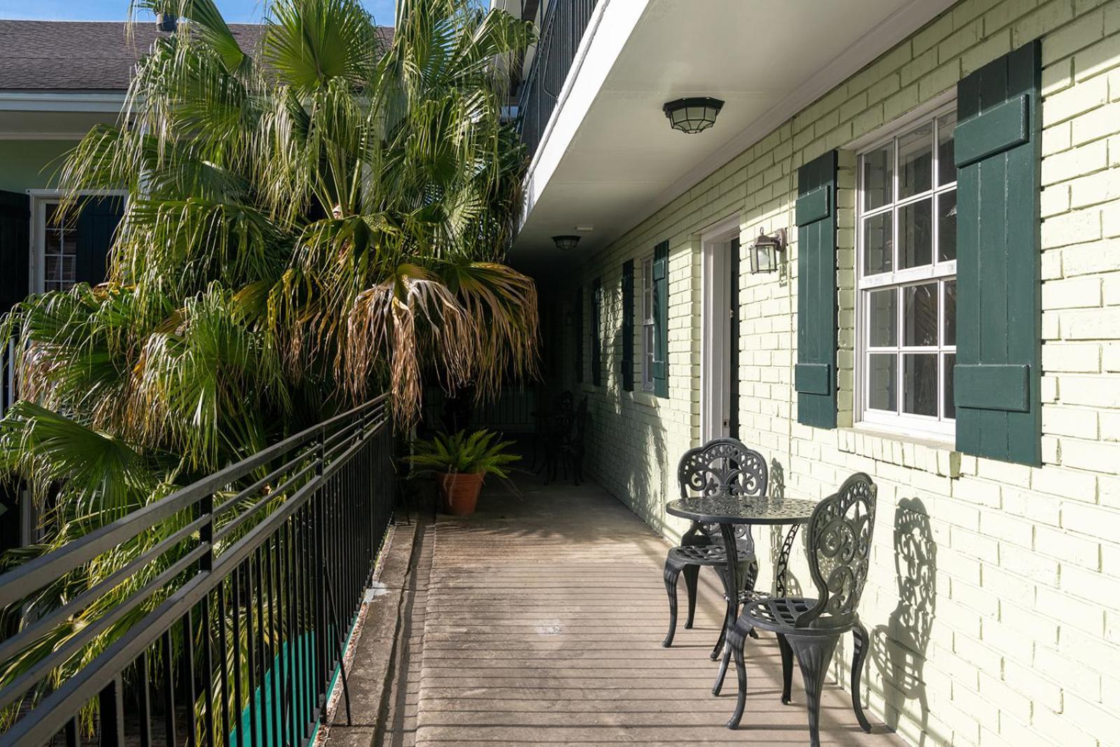 French Quarter Suites Hotel New Orleans Exterior foto